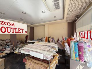 Local comercial en alquiler en Zona Hispanidad-Vivar Téllez en Vélez-Málaga