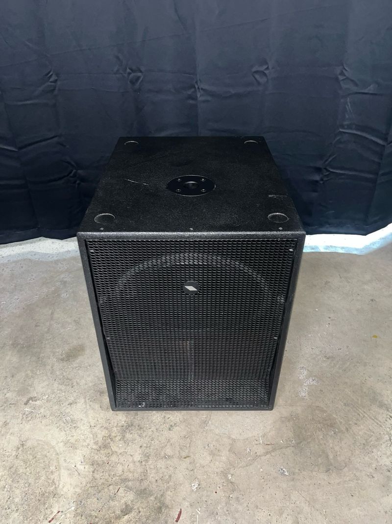 Subwoofer Autoamplificado 1200W
