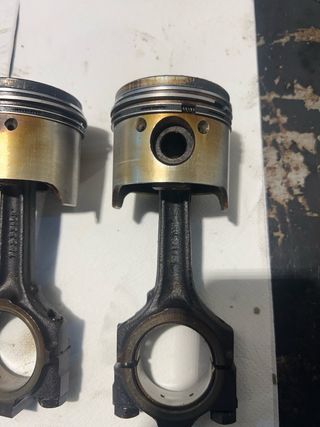 Pistones y bielas Seat 903cc