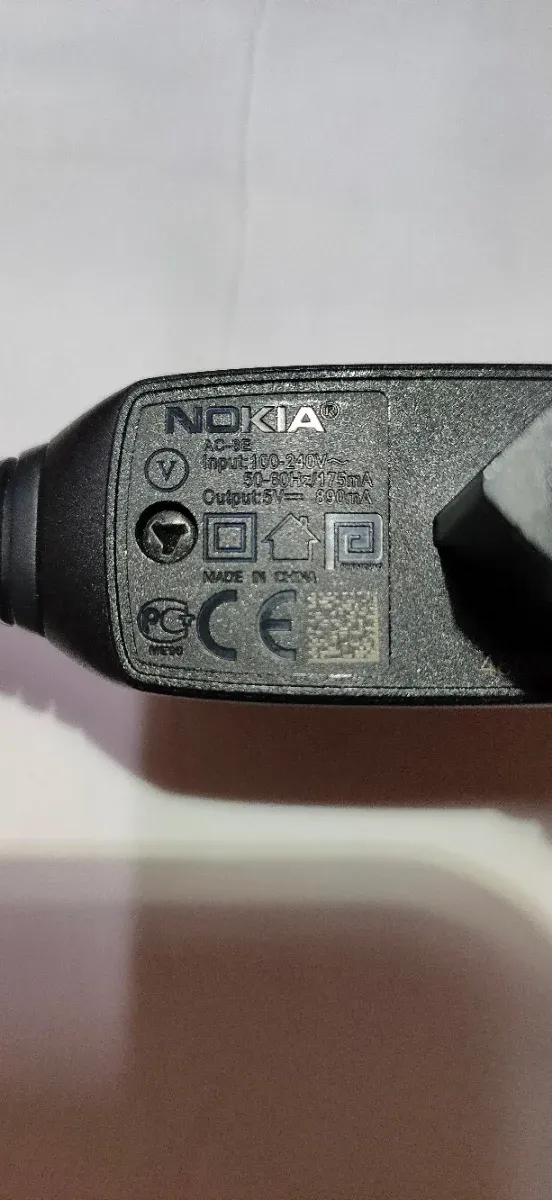Cargador Nokia AC-10E afbeelding 2