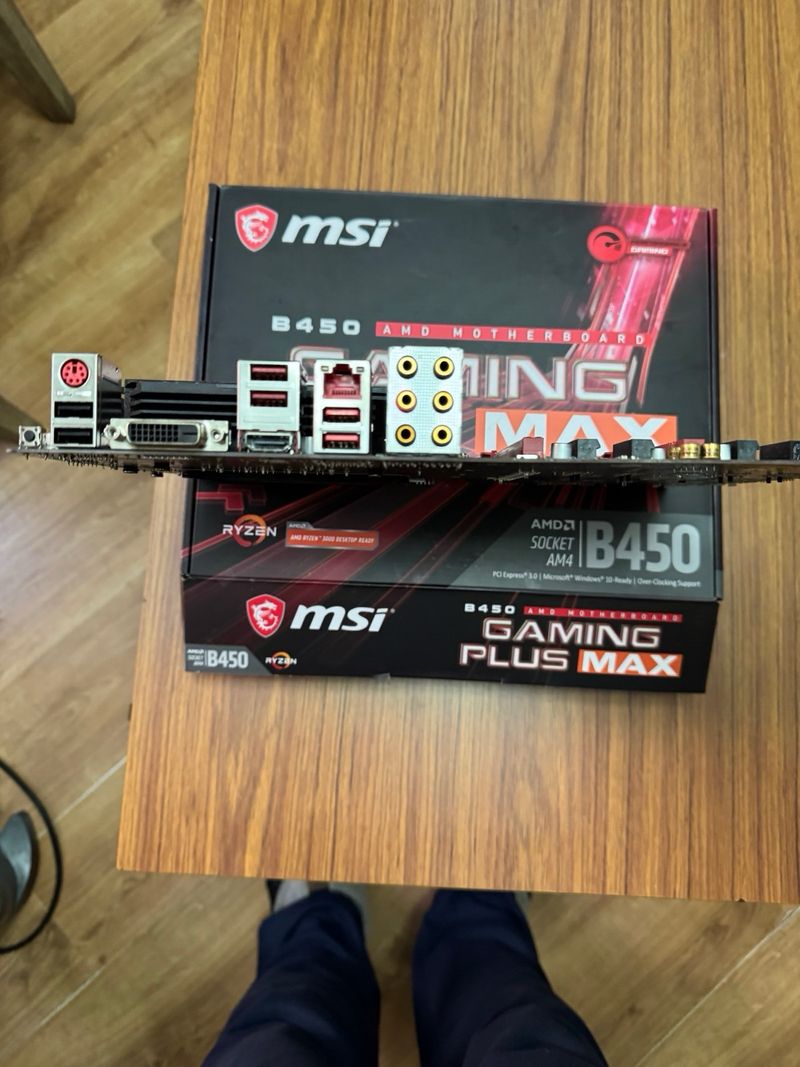 Placa Base MSI B450 Gaming Plus MAX LEER!!! afbeelding 3