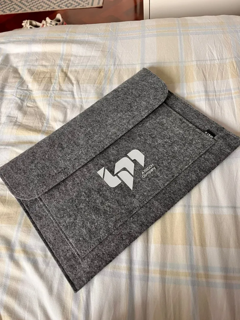 Funda portátil Ricoh gris