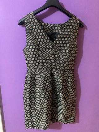 Vestido estampado floral negro y blanco