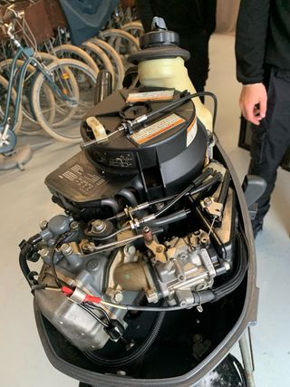 Fueraborda Yamaha 4T 4CV Caña Larga