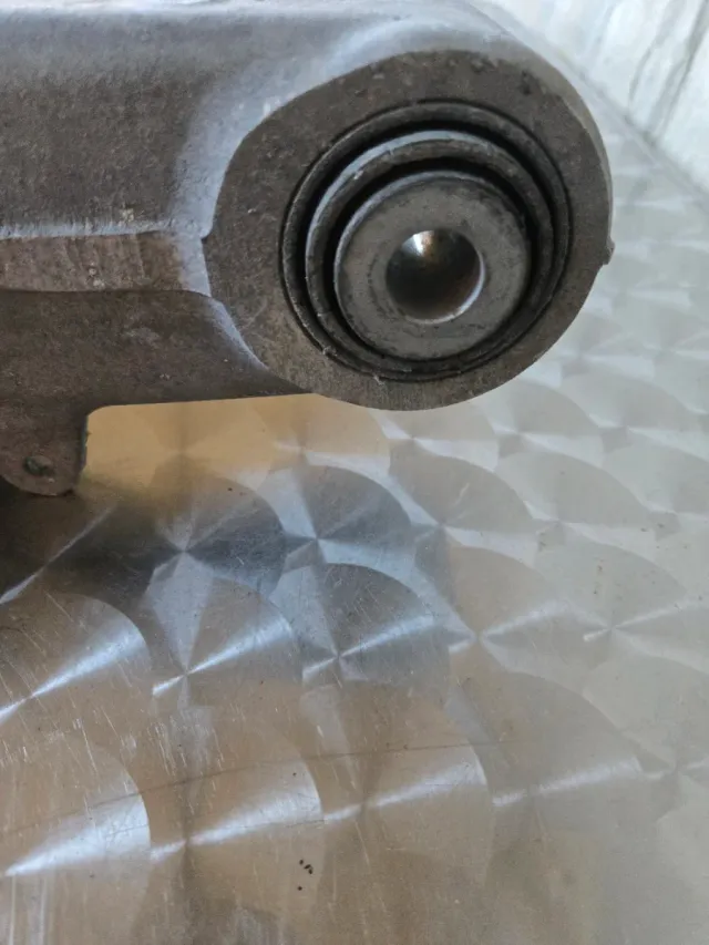 Brazo Suspensión BMW 6770954-05