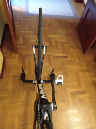 Bicicleta de carretera MMR de carbono