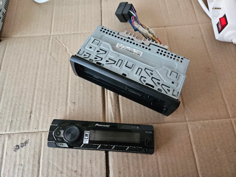 Radio Coche Pioneer MVH-S320BT envio disponible afbeelding 3