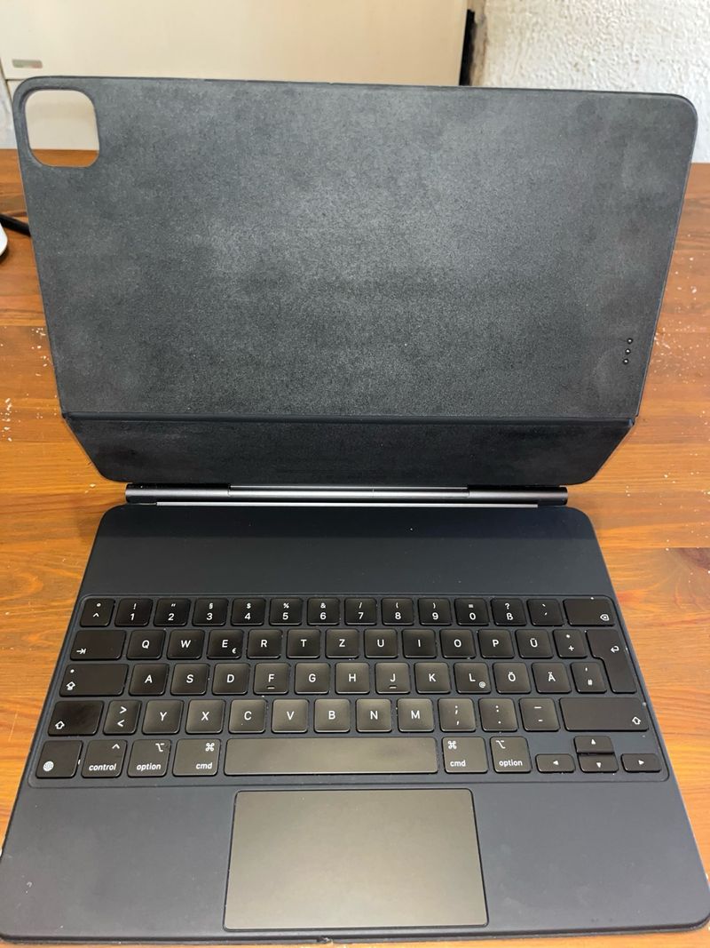 Teclado Apple Magic Keyboard 12.9