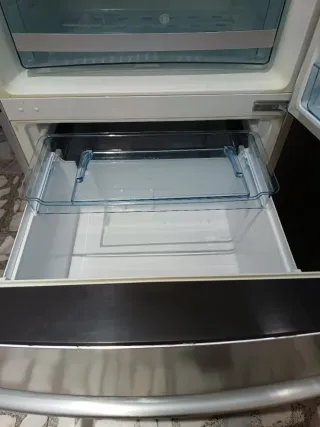 FRIGORÍFICO HAIER 1,88m A++ INOX