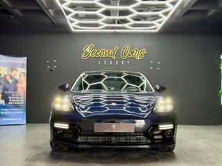 Porsche Panamera 4 E-Hybrid Executive