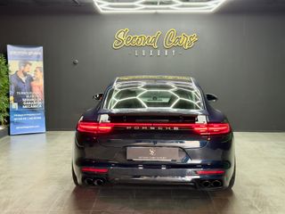 Porsche Panamera 4 E-Hybrid Executive
