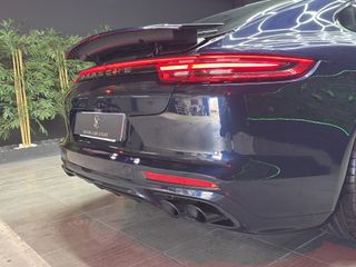 Porsche Panamera 4 E-Hybrid Executive