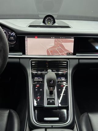 Porsche Panamera 4 E-Hybrid Executive