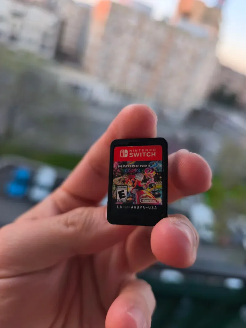 Mario Kart 8 Deluxe Nintendo Switch y otros 35c/u.