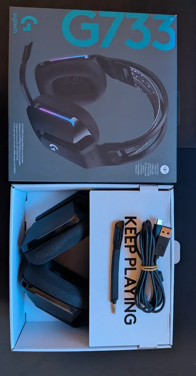Audífonos Logitech G733 Inalámbricos RGB.