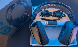 Audífonos Logitech G733 Inalámbricos RGB.