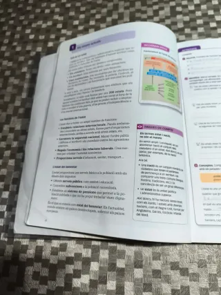 Libro geografía e historia 3 de la eso