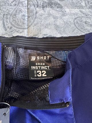 Equipación Enduro Talla 32 Camiseta L