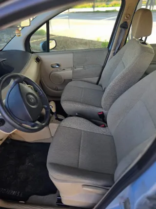 Renault Modus 2005 automático 56000km.