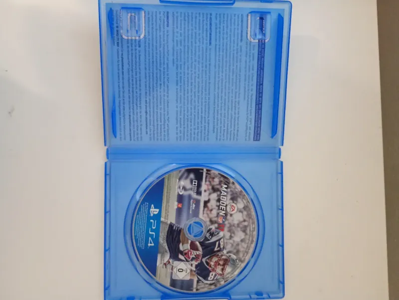 Madden NFL 17 PS4 afbeelding 2