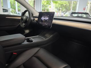 Tesla Model Y Gran Autonomía 4WD
