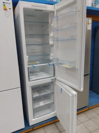 Frigorífico Bosch No Frost con tara estetica