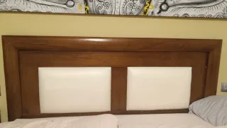 Cabezal de cama + 2 mesitas de noche
