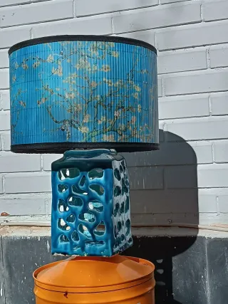 Lámpara cerámica artesanal diseño único