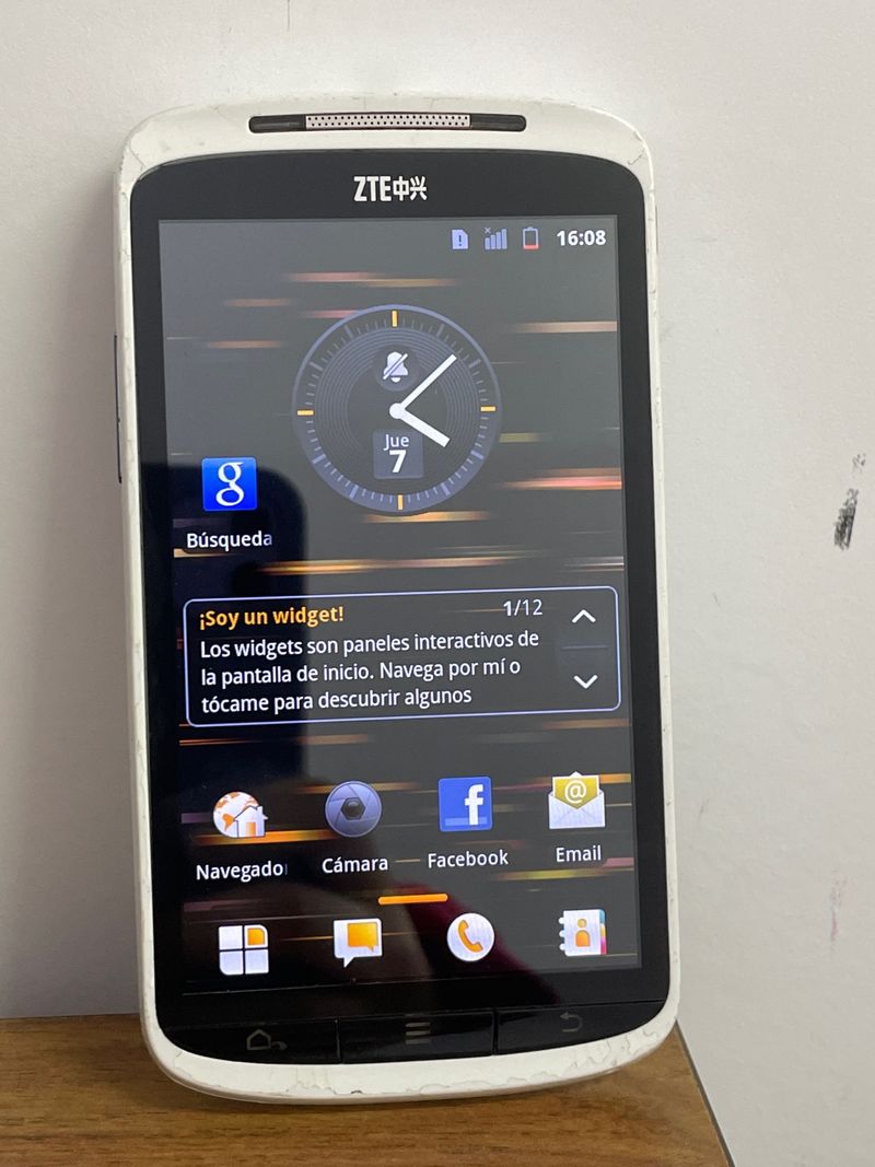 Teléfono ZTE Blanco