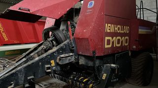Empacadora New Holland D1010