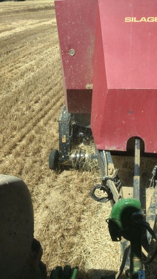 Empacadora New Holland D1010