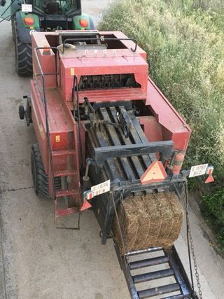 Empacadora New Holland D1010