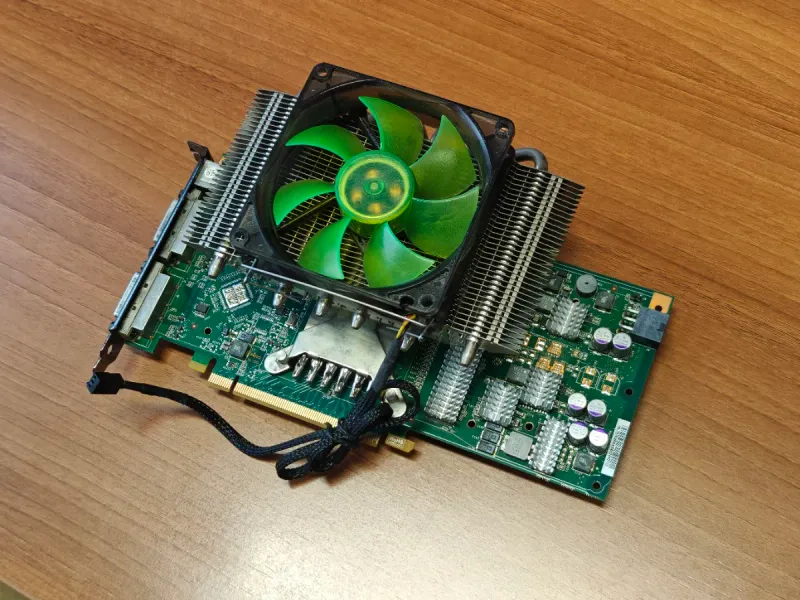 Gráfica 8800GT con disipador Thermalright HR-03 GT