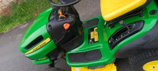 Cortacésped John Deere X130R 18cv Profesional