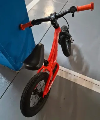 Bici Coluer de equilibrio infantil