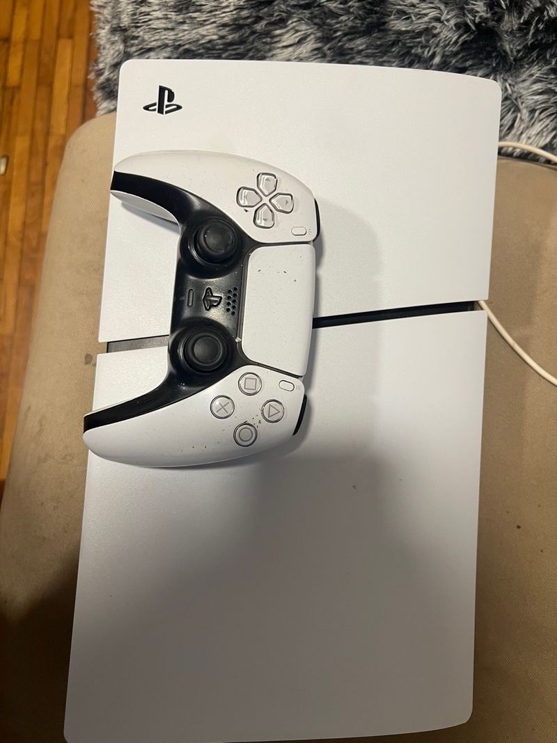 Playstation 5 Slim Blanca + 1 Año Garantía