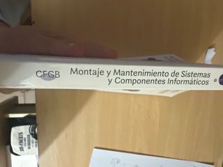Montaje y mantenimiento de sistemas y component...