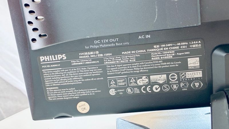 Monitor  Philips 150S4FB - Monitor LCD - 1