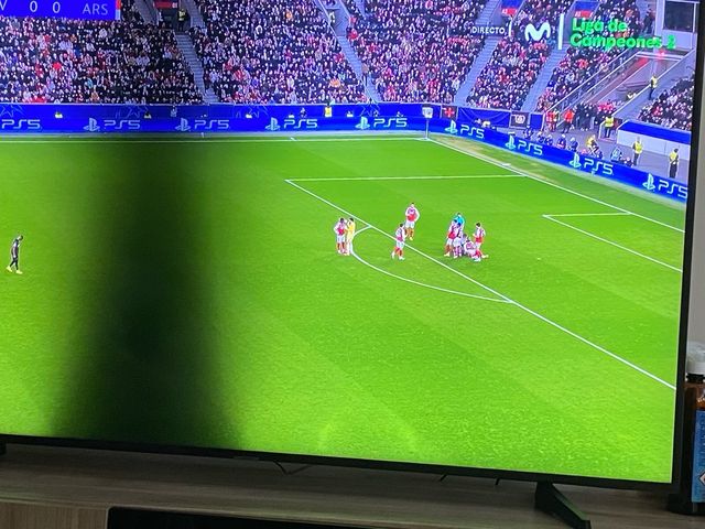 TV Samsung UE65RU7025K 2019 Mancha Negra