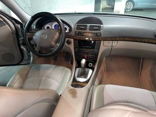 Mercedes-Benz Clase E 2004