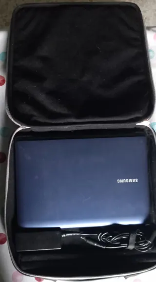 Samsung N150 Portátil Negro
