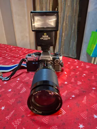 Olympus OM-10 Macchina Fotografica Argento