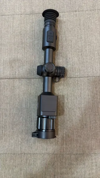 Visor nocturno Falcon Dark 1, nuevo sin usar.