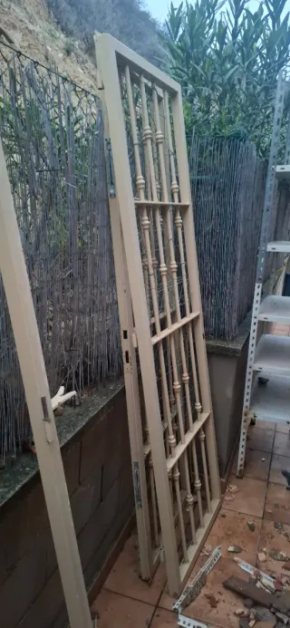 PORTÓN DE FORJA, 2 PUERTAS