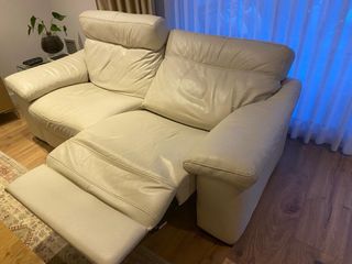 Sofá de 3 plazas en cuero beige