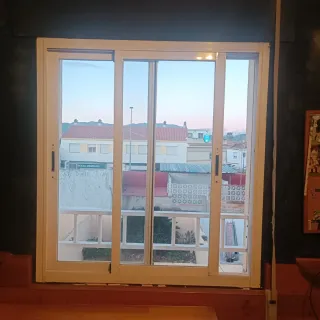 7 Ventanas de aluminio de casa