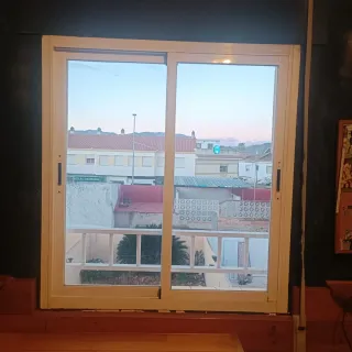 7 Ventanas de aluminio de casa