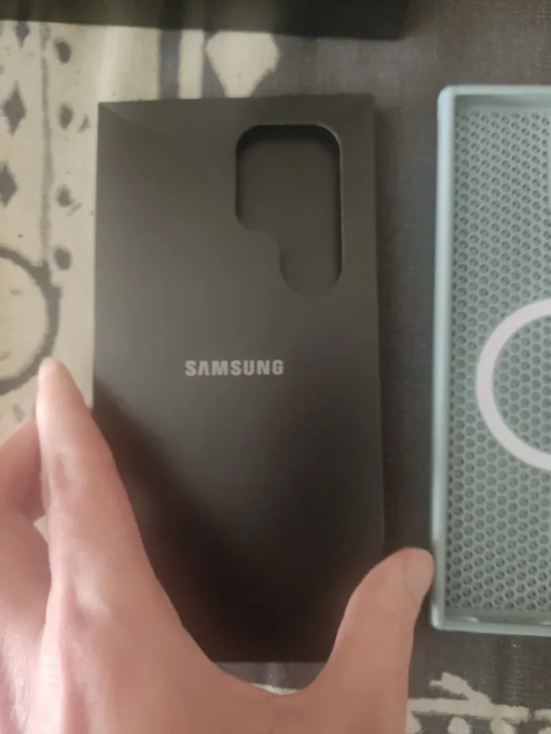 Samsung Galaxy S23 Ultra 5G + Funda y Caja. afbeelding 3