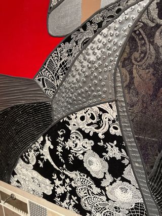 Cuadro Menina Rojo y Negro