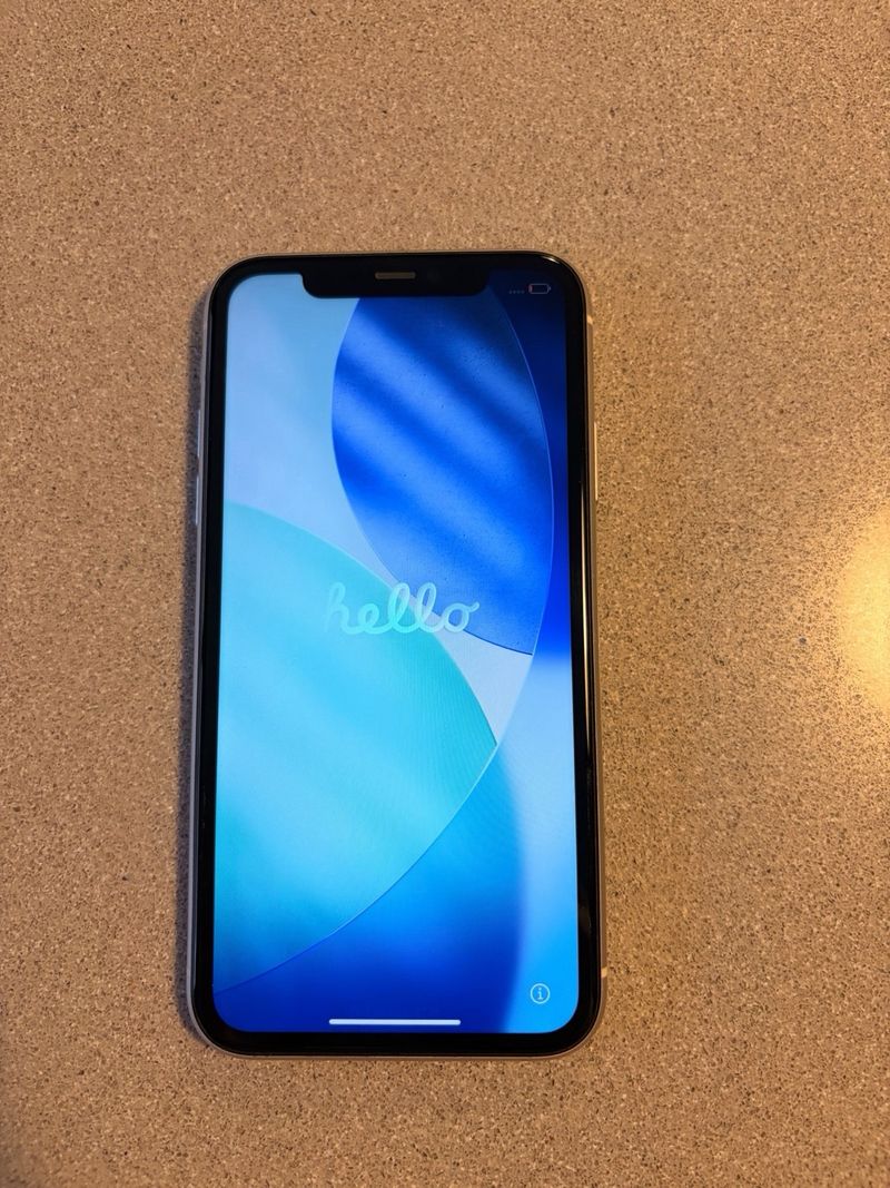 iPhone 11 Blanco 64GB afbeelding 3